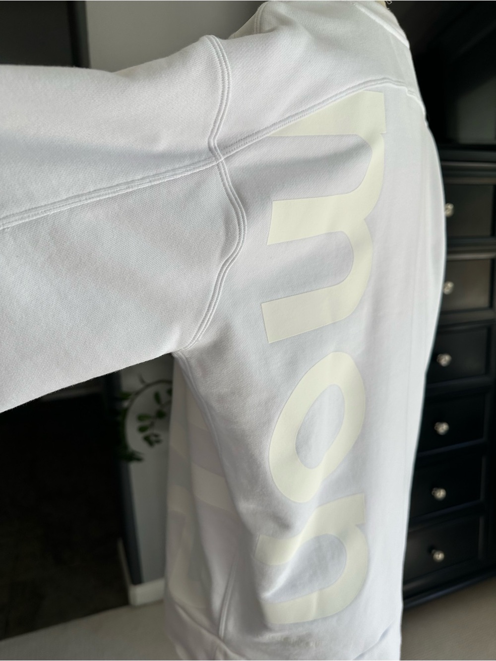 Lululemon white on white logo sweatshirt, size medium - Picture 4 of 15